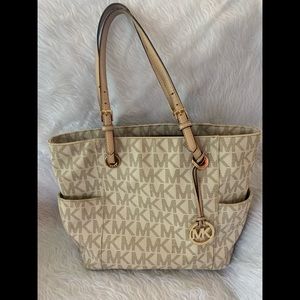 Michael Kors signature purse